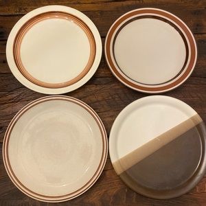 Vintage Mismatched Set of 4 Dinner Plates